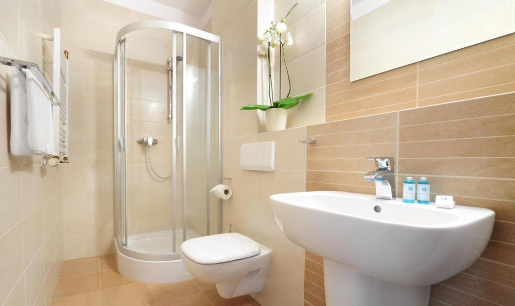 Hotel T&T Poznań Rom bilde